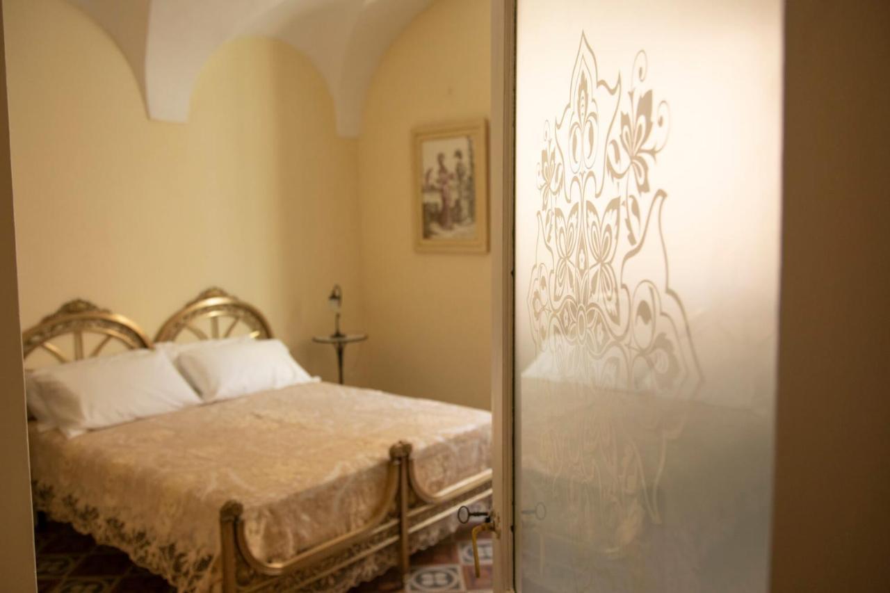 B&B Palazzo Lombardi Lucera Exteriör bild
